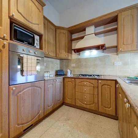 2br - 2 Bathrooms - Sleeps 6 Валетта