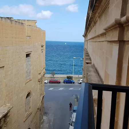 Walk To Ferry, Cafes & Old - Sleep 6 Appartement *