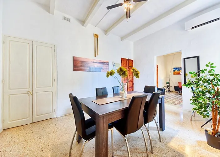 Walk To Ferry, Cafes & Old - Sleep 6 * Valletta